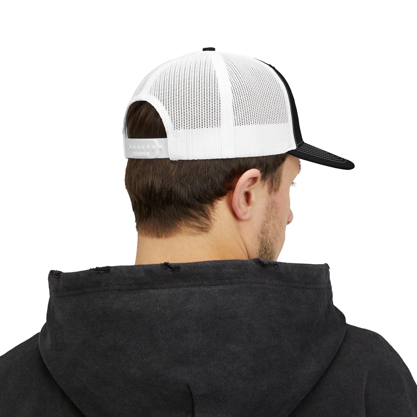 Bearfolk Bearclaw Retro Trucker Cap — Rustic Hunting Snapback Hat